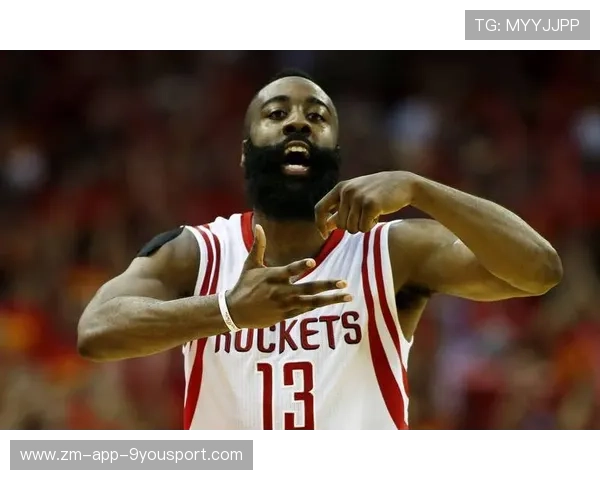 哈登强突篮下制造空位，76人外线群持续开火